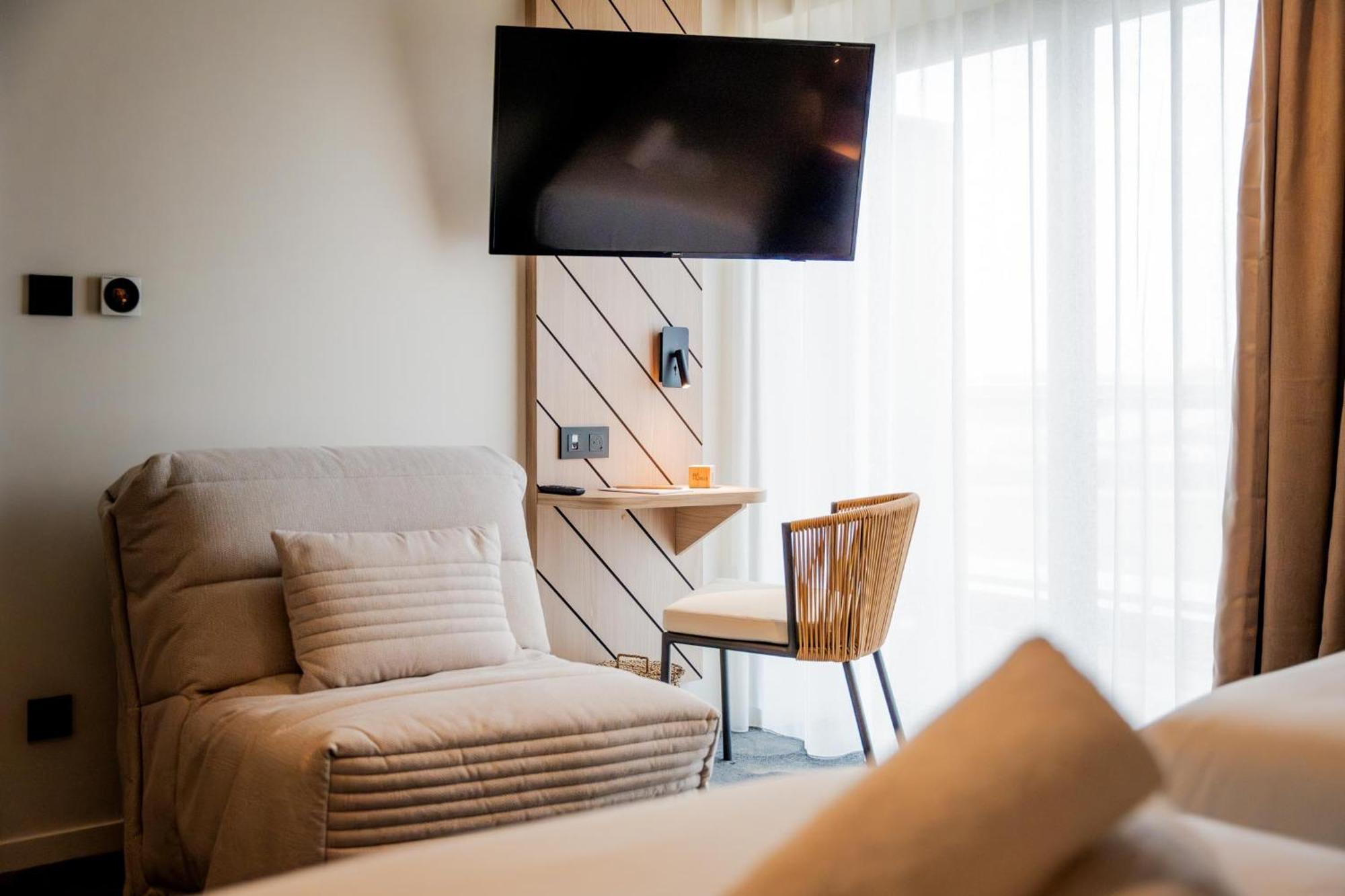 Bo Hotels Ambronay Zewnętrze zdjęcie
