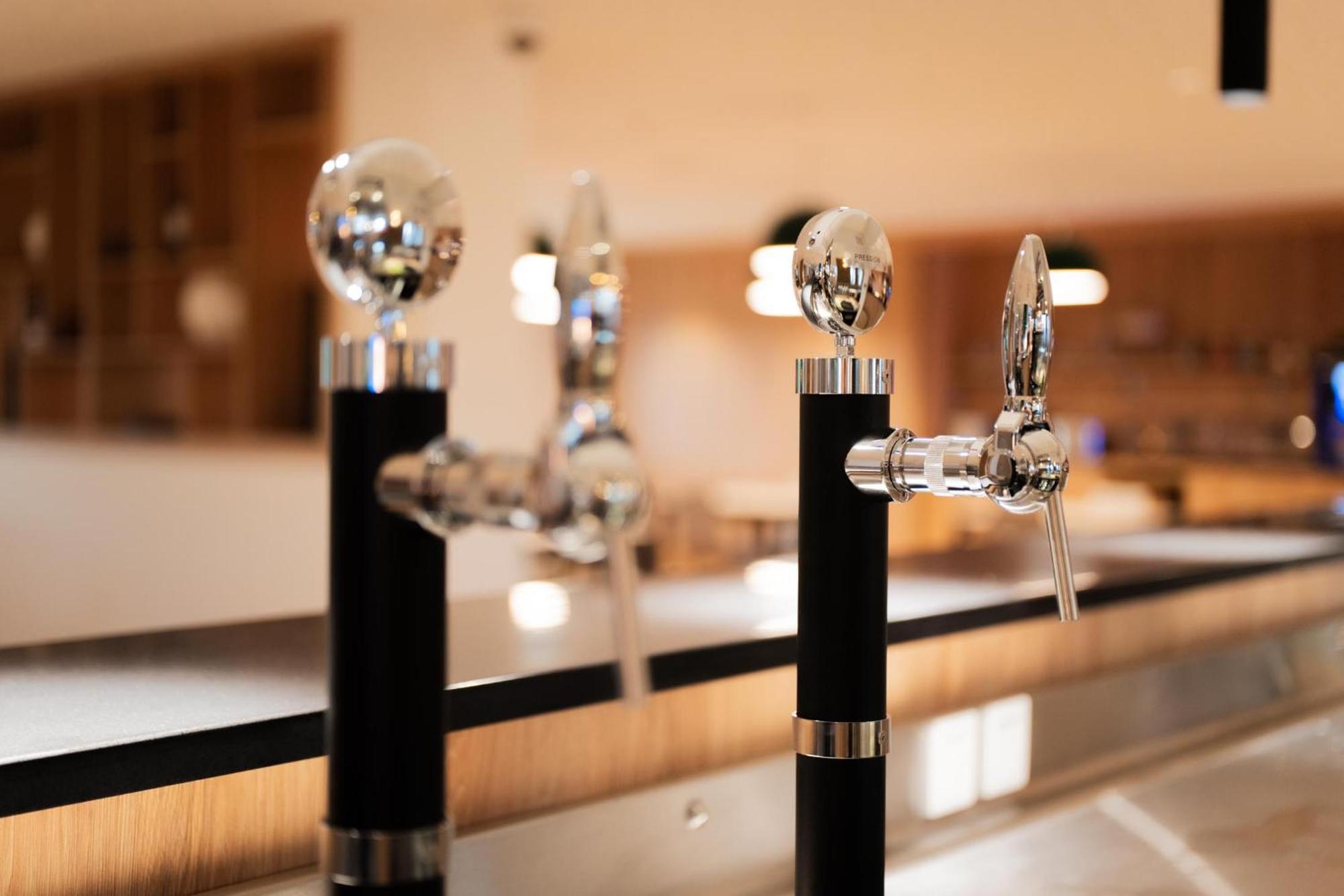 Bo Hotels Ambronay Zewnętrze zdjęcie